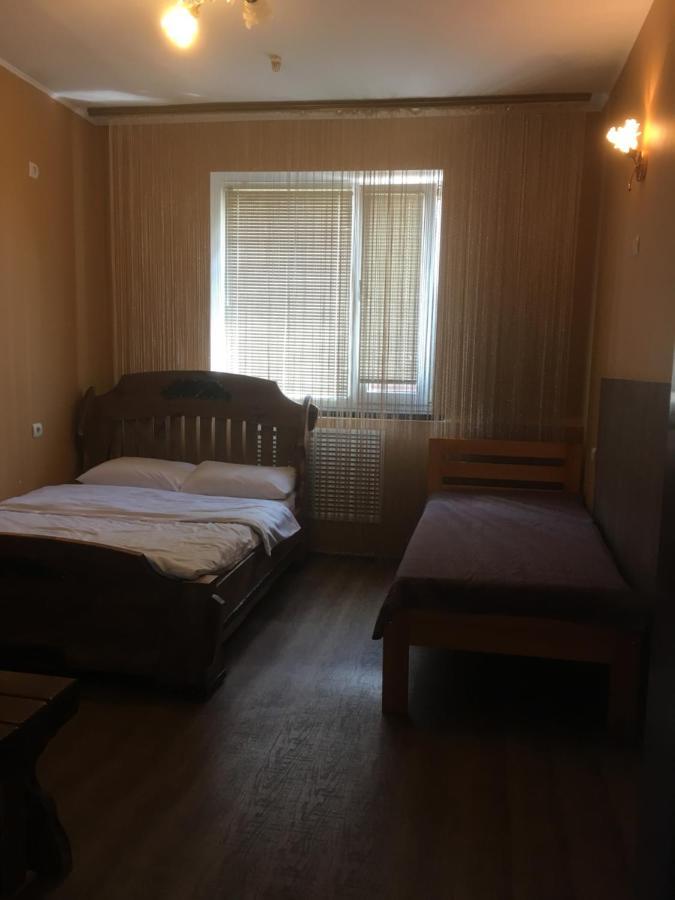 Міні-Готель Нептун Rivne Exterior foto